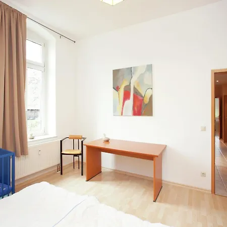 Peaceful In Borstendorf, Cleaning Included فيلة Grunhainichen
